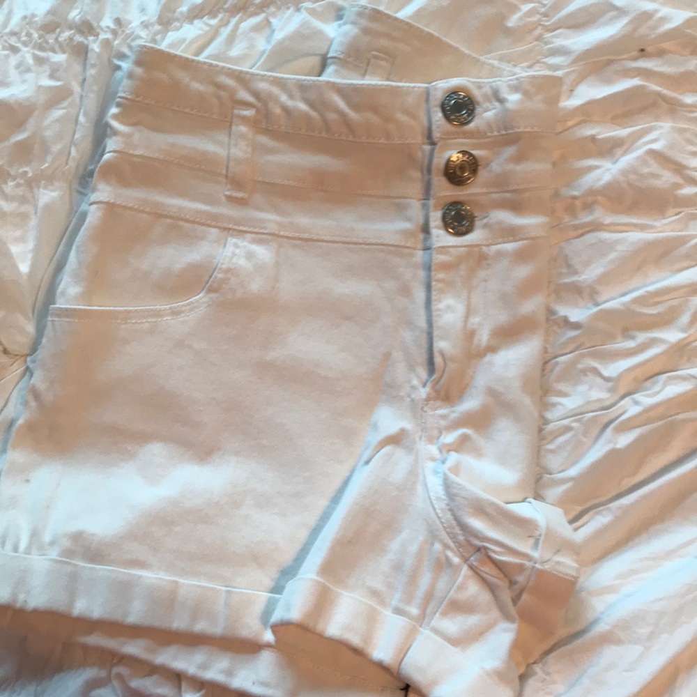 Celebrity Pink High Rise Shorts - Picture 3 of 4